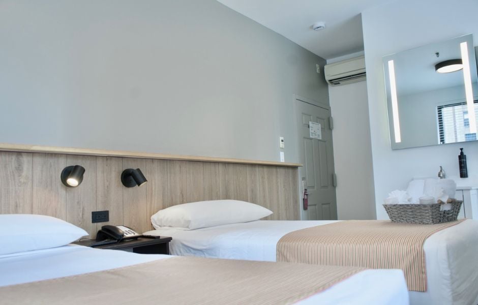 Americana Inn Twin-Twin Room 3