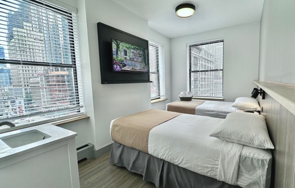 Americana Inn Twin-Twin Room